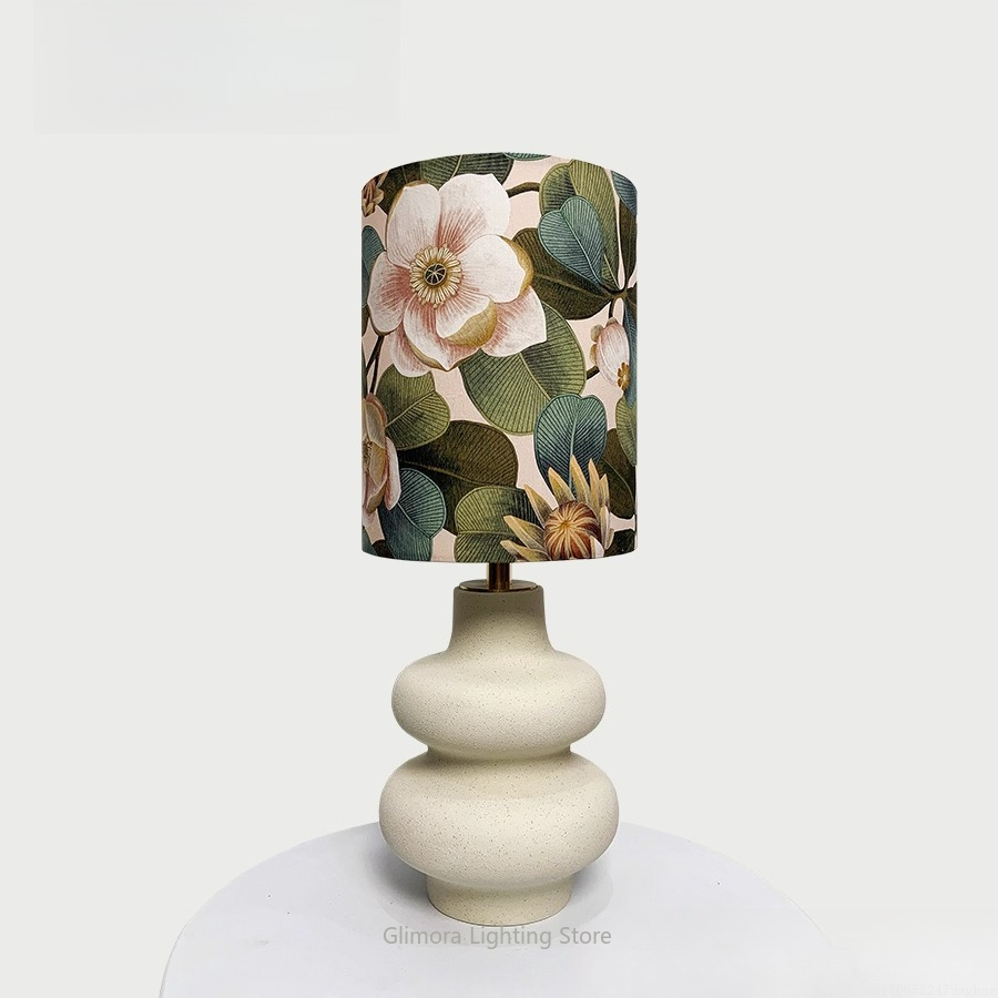Liberty-Stoff-Tischlampe: Impo – Century Textile & Sewing Supply Photos Bewertung und Preis