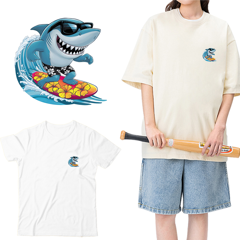 Interessante Haie beim Surfen  – Iron On Patch Bewertung und Preis