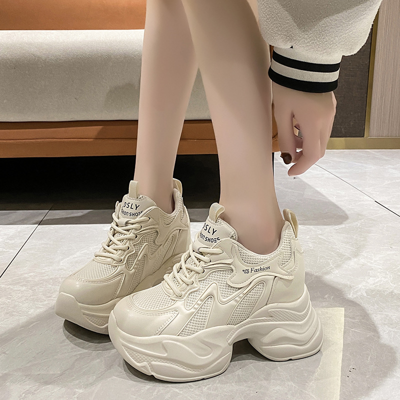 Erhöhte Sneaker für Damen Früh – Sewing New Bewertung und Preis